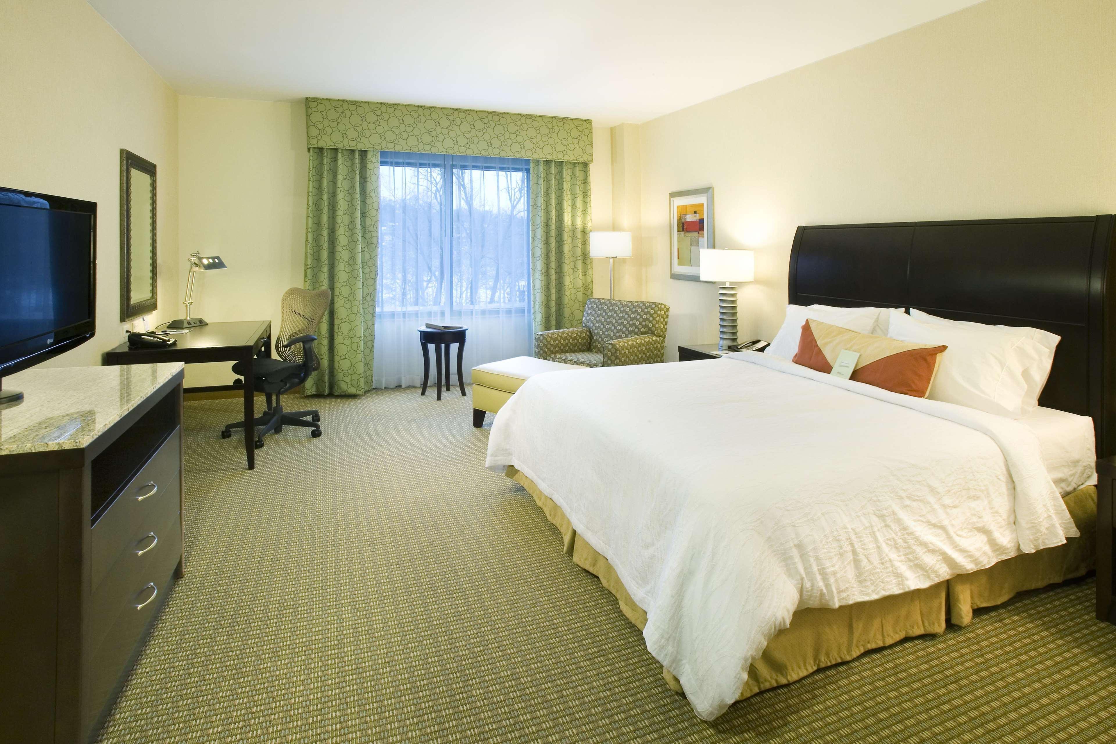Hilton Garden Inn Shirlington Арлингтон Номер фото