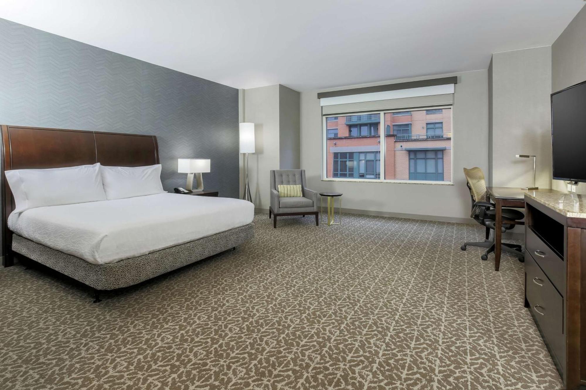 Hilton Garden Inn Shirlington Арлингтон Экстерьер фото