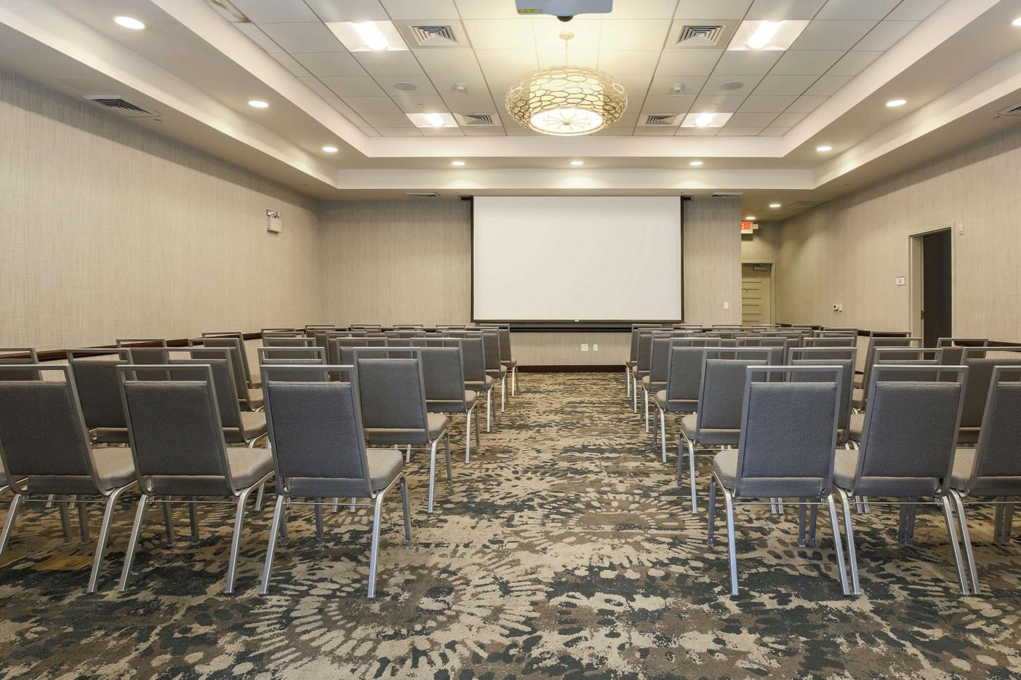 Hilton Garden Inn Shirlington Арлингтон Экстерьер фото