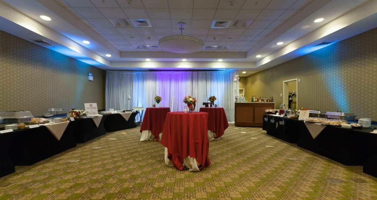 Hilton Garden Inn Shirlington Арлингтон Экстерьер фото
